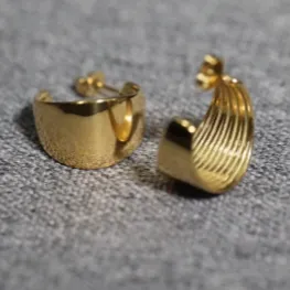 18K Gold-Filled Wide Huggie Hoops