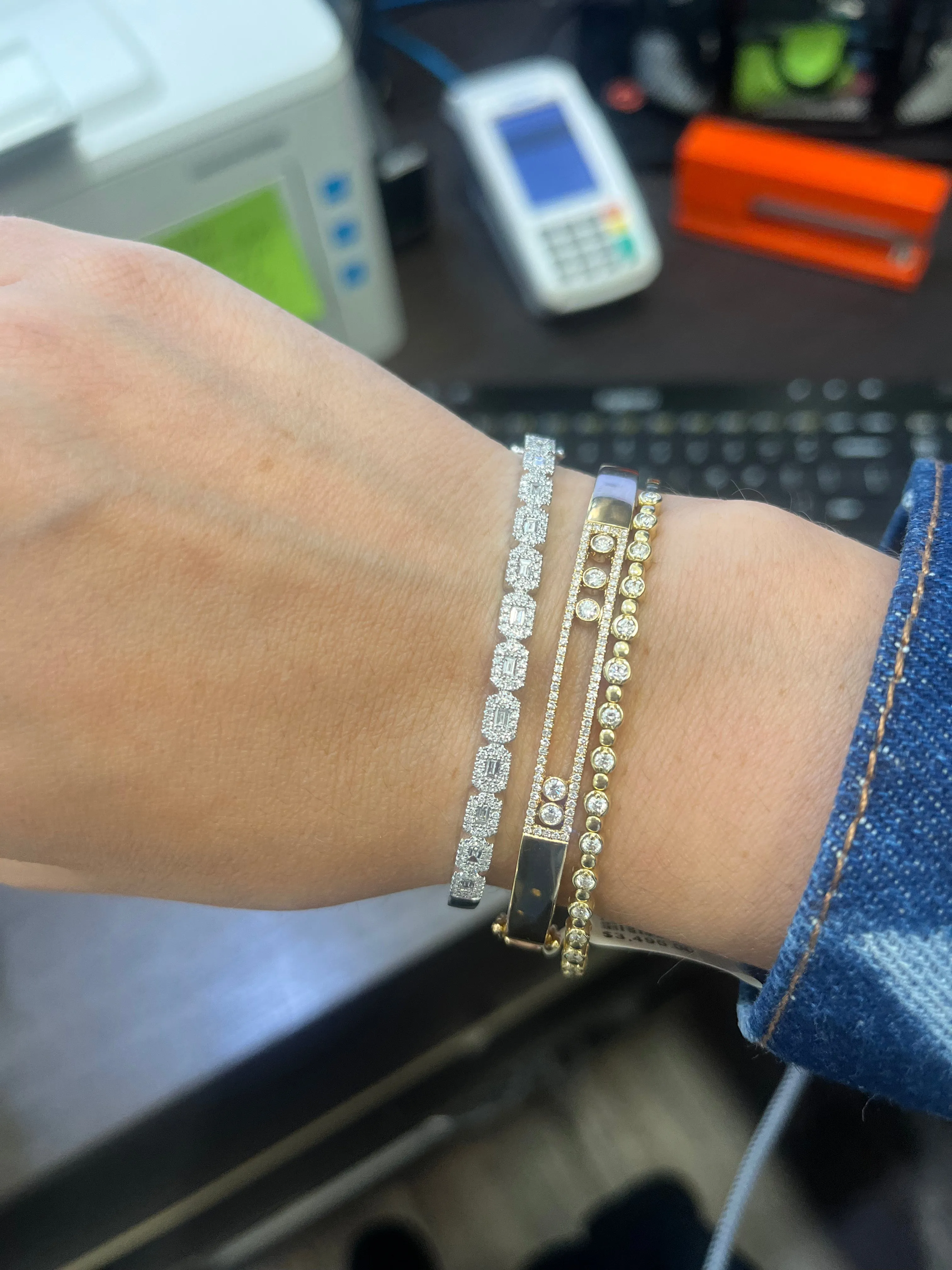 Alternating Bezel and Gold Diamond Bangle Bracelet
