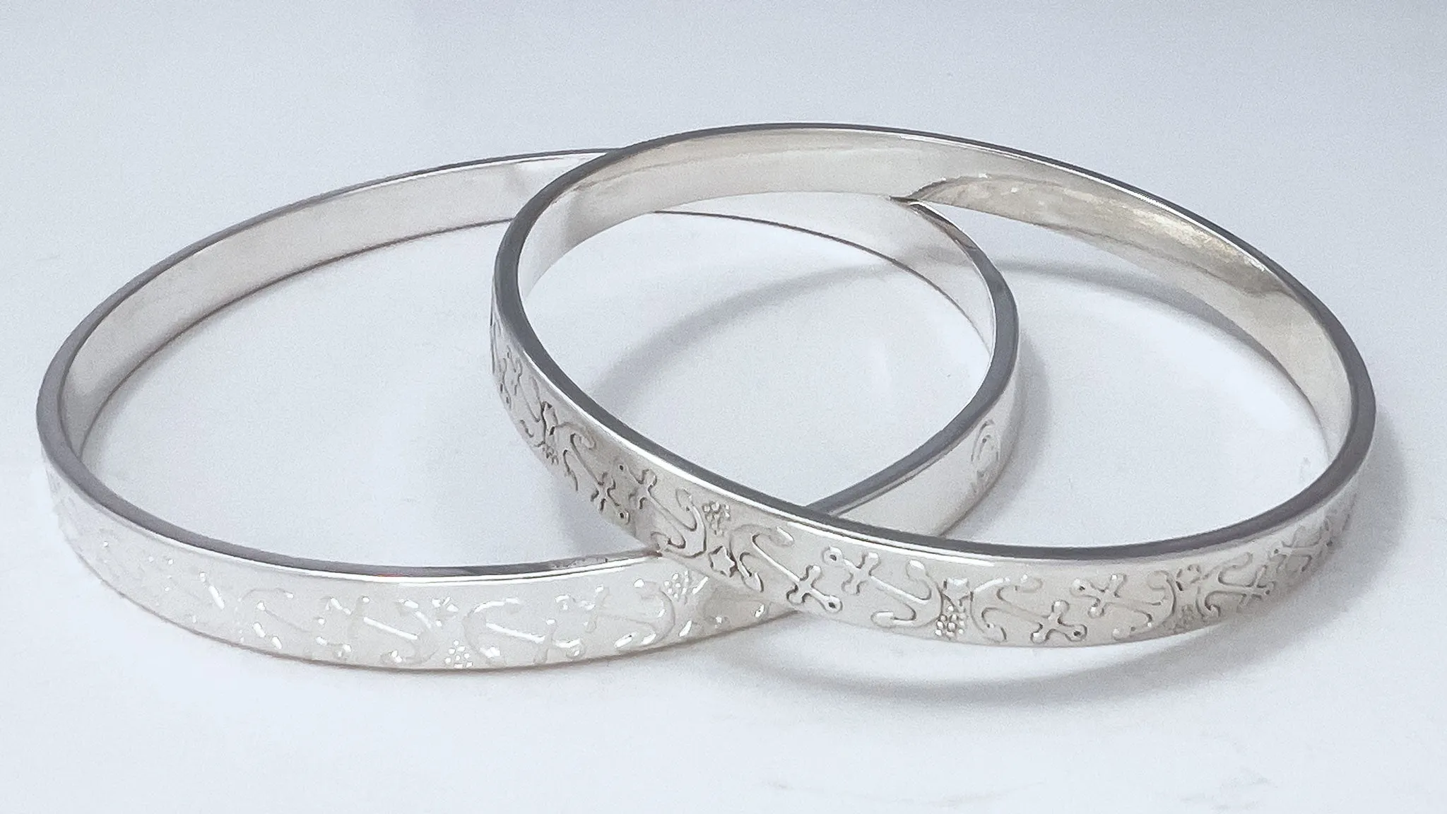 Anchors Aweigh Silver Bangle