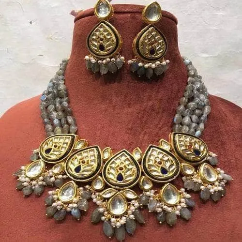 Drop Shaped Centre Pendant Necklace
