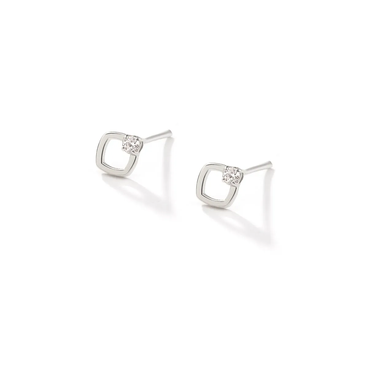 Eliora Stud Earrings