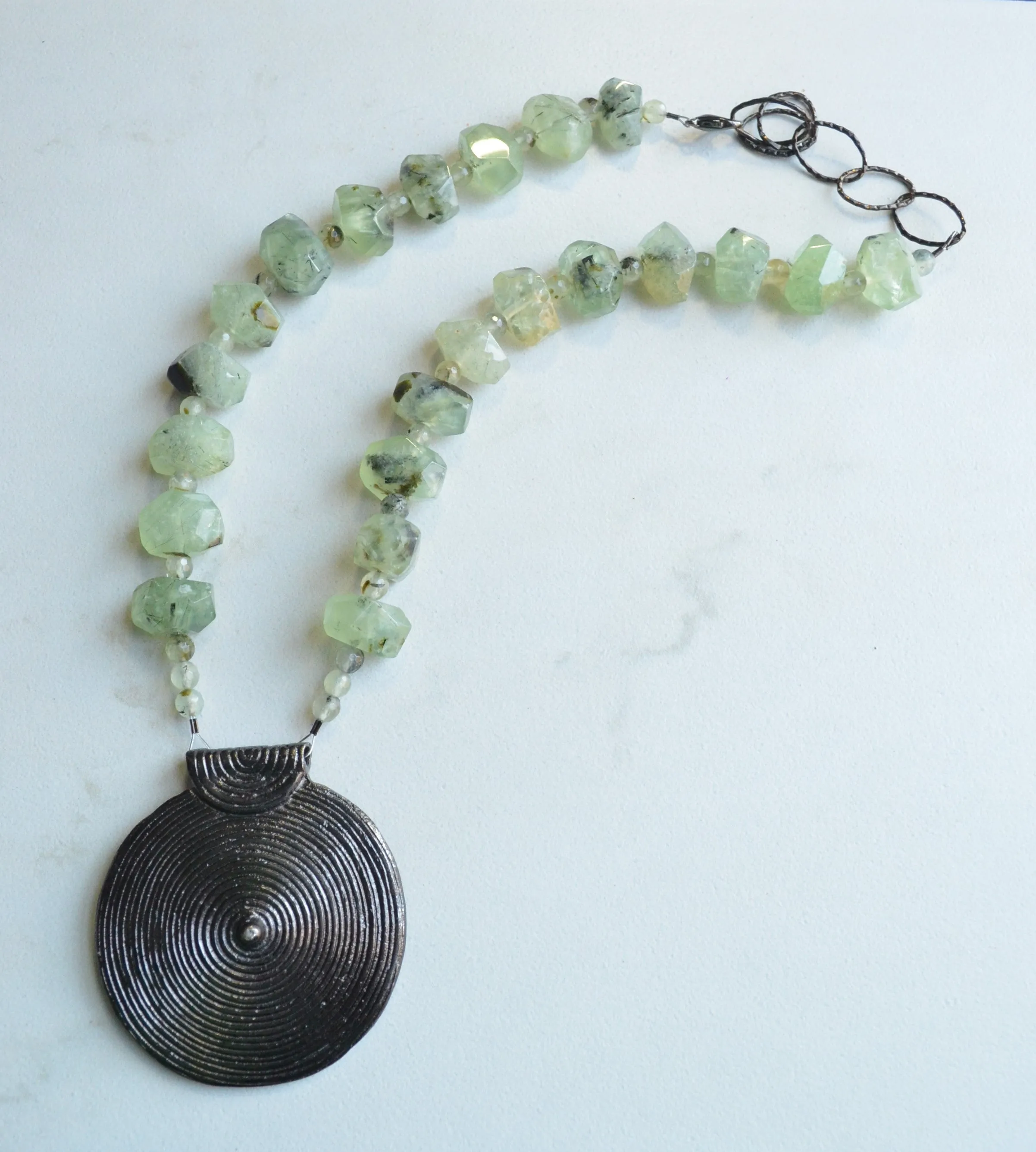 Green Black Stone Long Boho Pendant Statement Necklace - Ultimo
