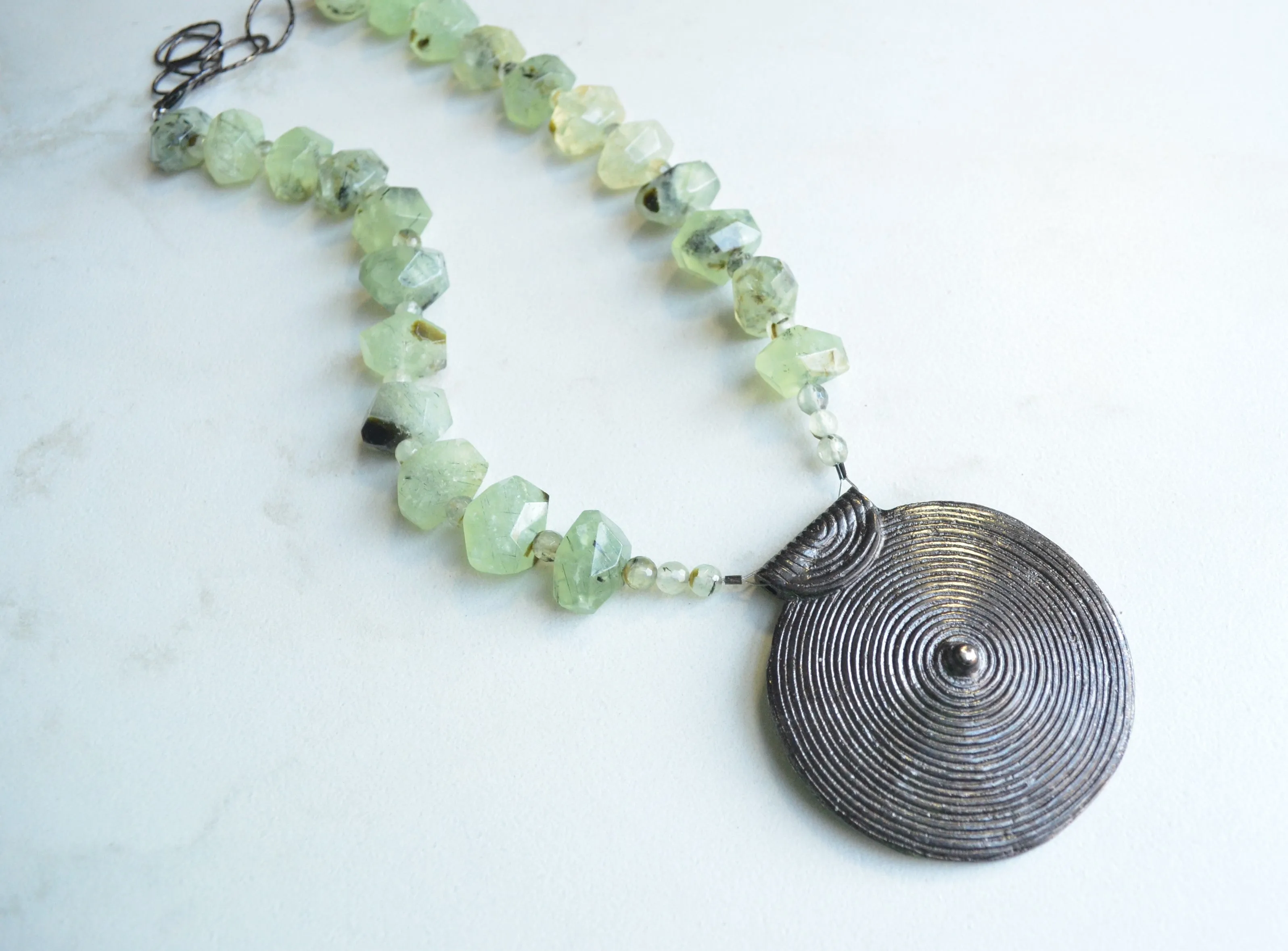 Green Black Stone Long Boho Pendant Statement Necklace - Ultimo
