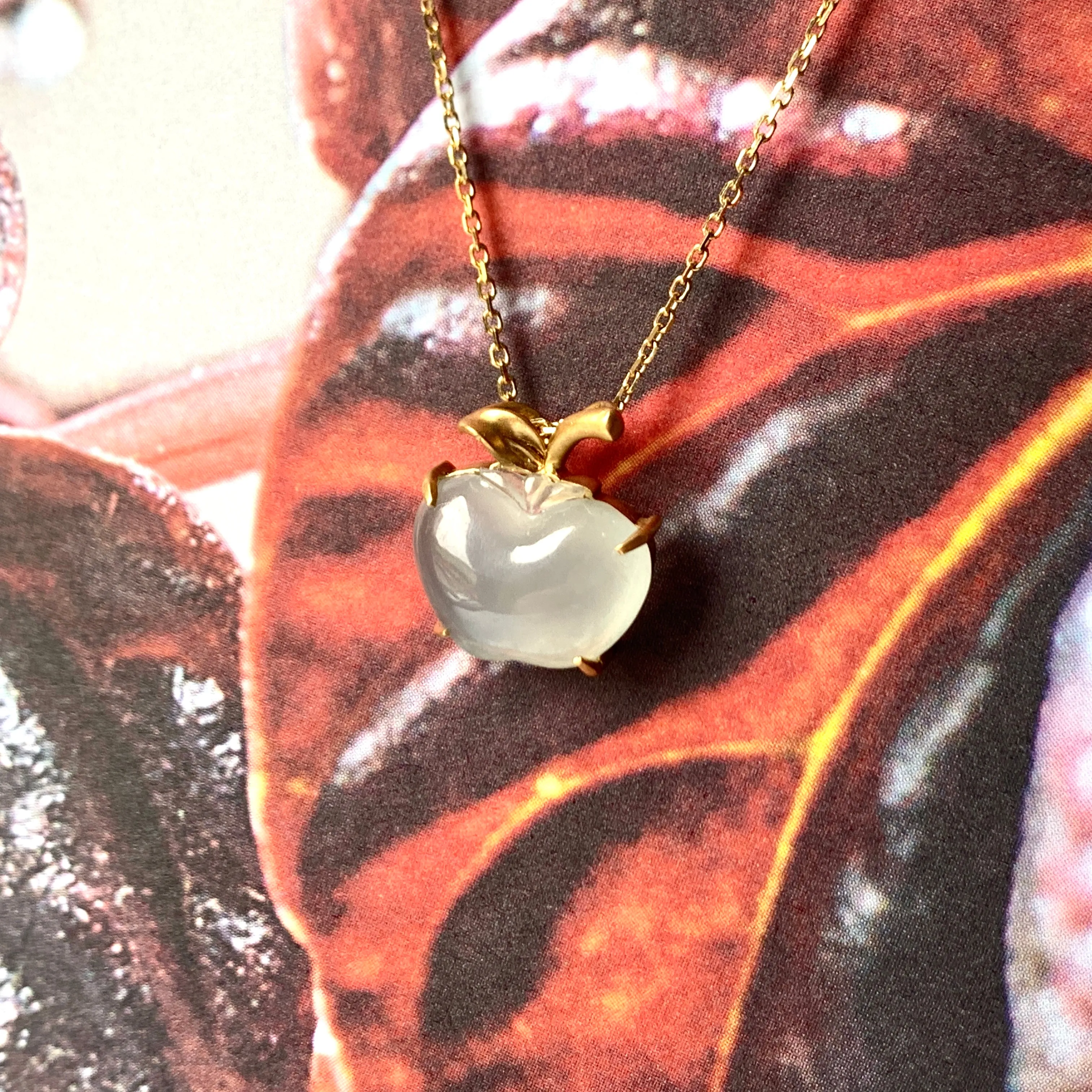 Icy A-Grade Natural Jadeite Apple Pendant No.170535