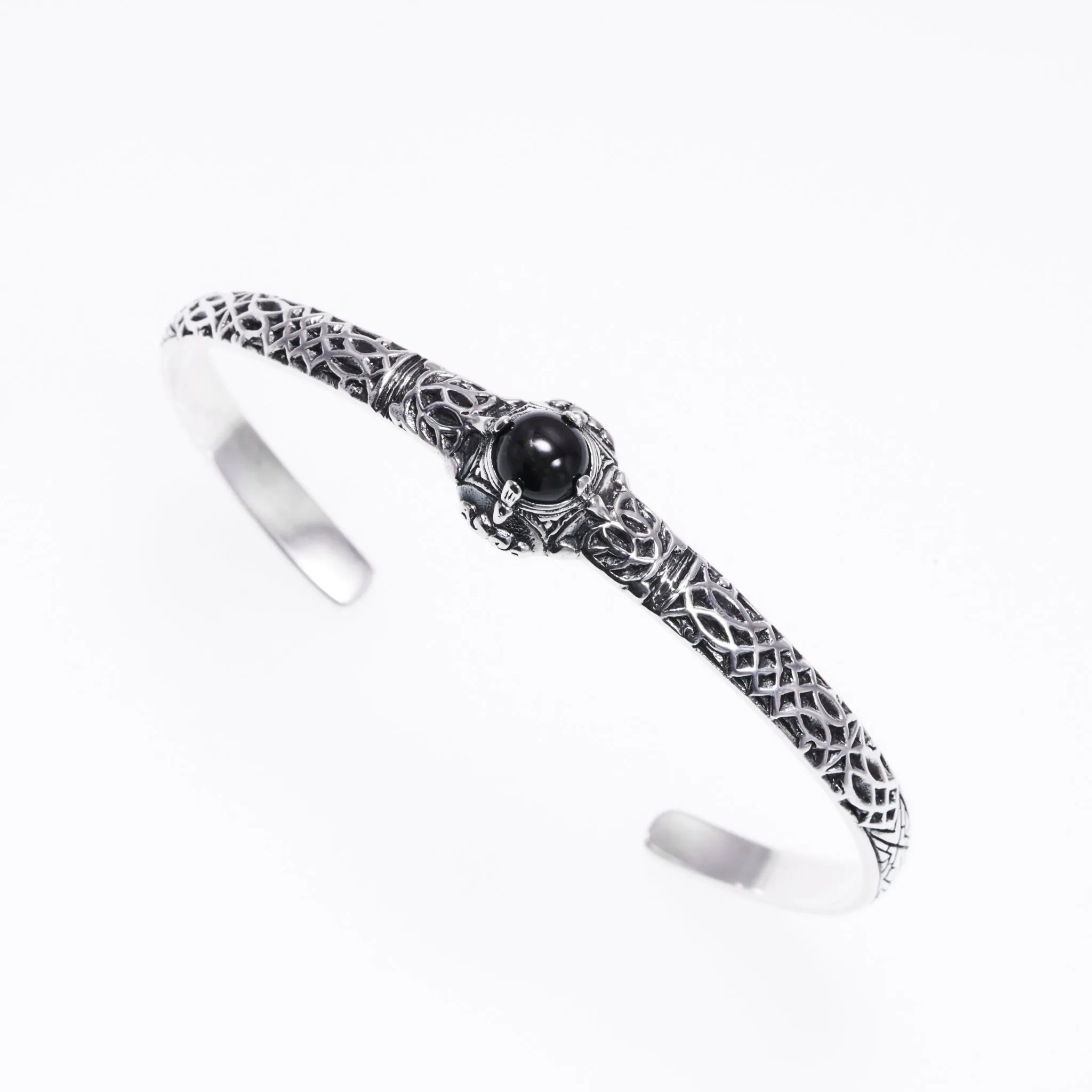 Islamic Round Bangle : S (Black Star)