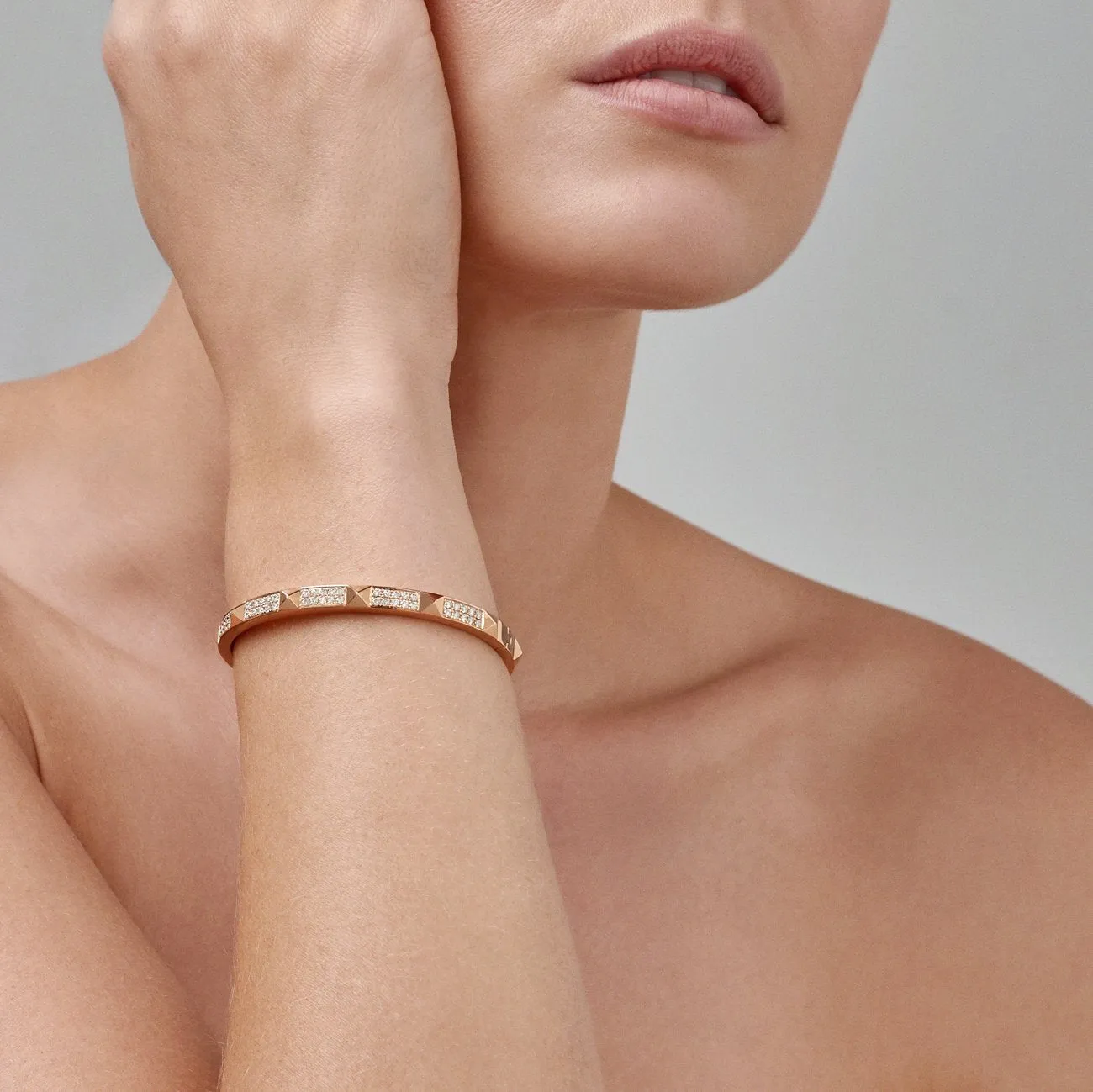 R.08® Deux Diamond Bangle | Rose Gold