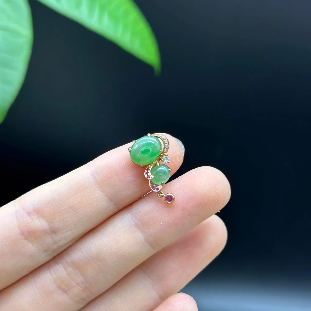RealJade 18k Rose Gold Genuine Green Jadeite Jade Pendant