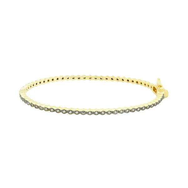 Signature Bezel Pavé Hinge Bangle - YRZB080144B-H
